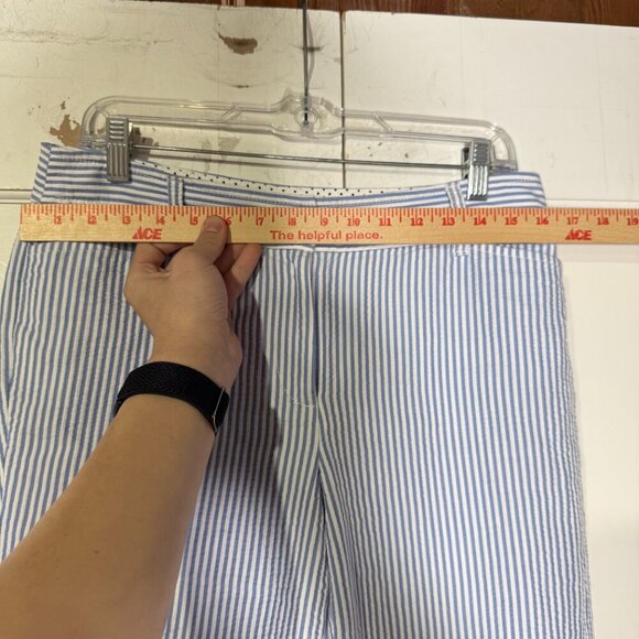 Talbots Seersucker The Perfect Crop Pant Cropped Pants Blue White Stripe Size 8P - Picture 5 of 12